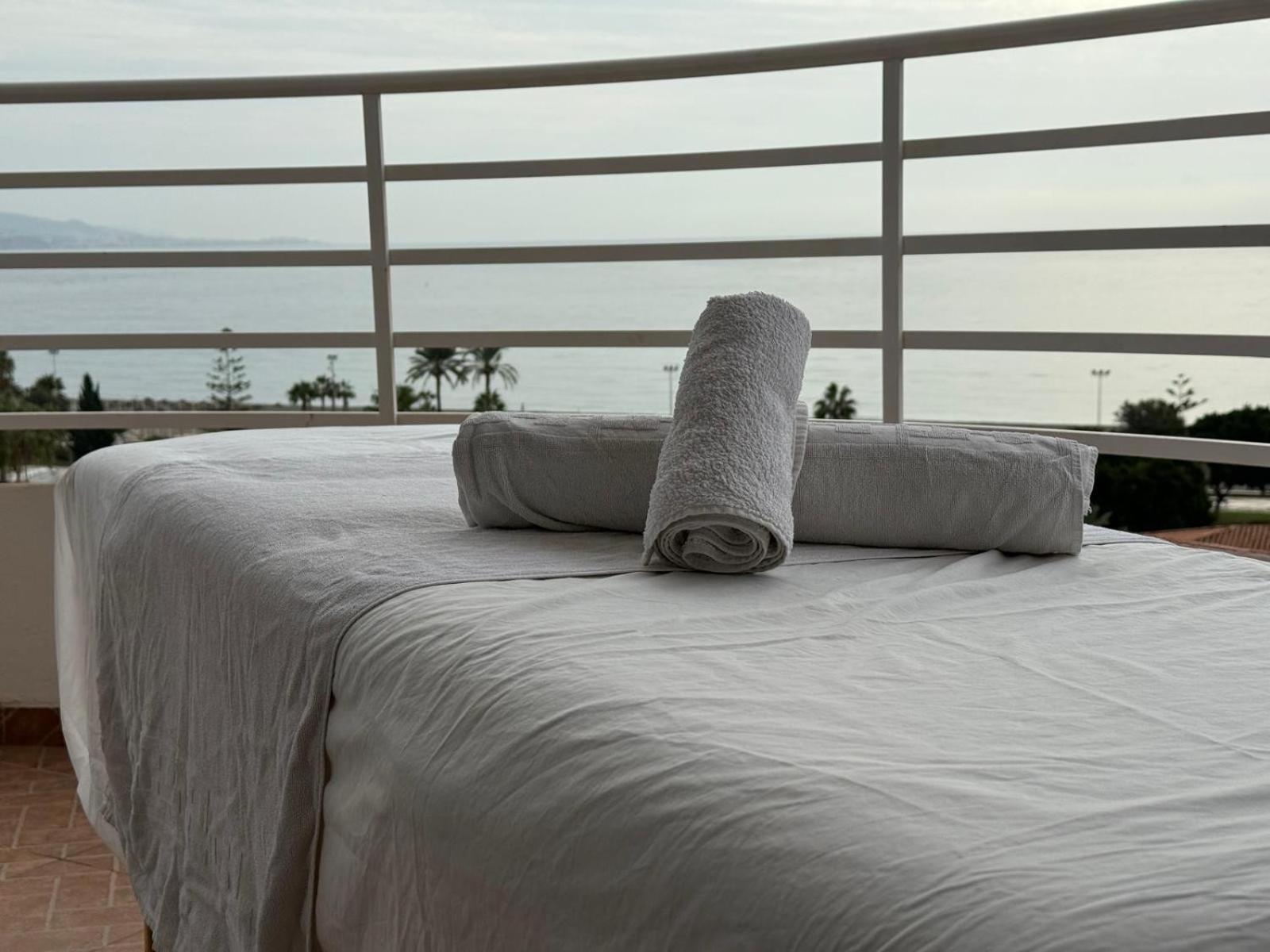 A&N Alexia Apartman Caleta De Velez Kültér fotó